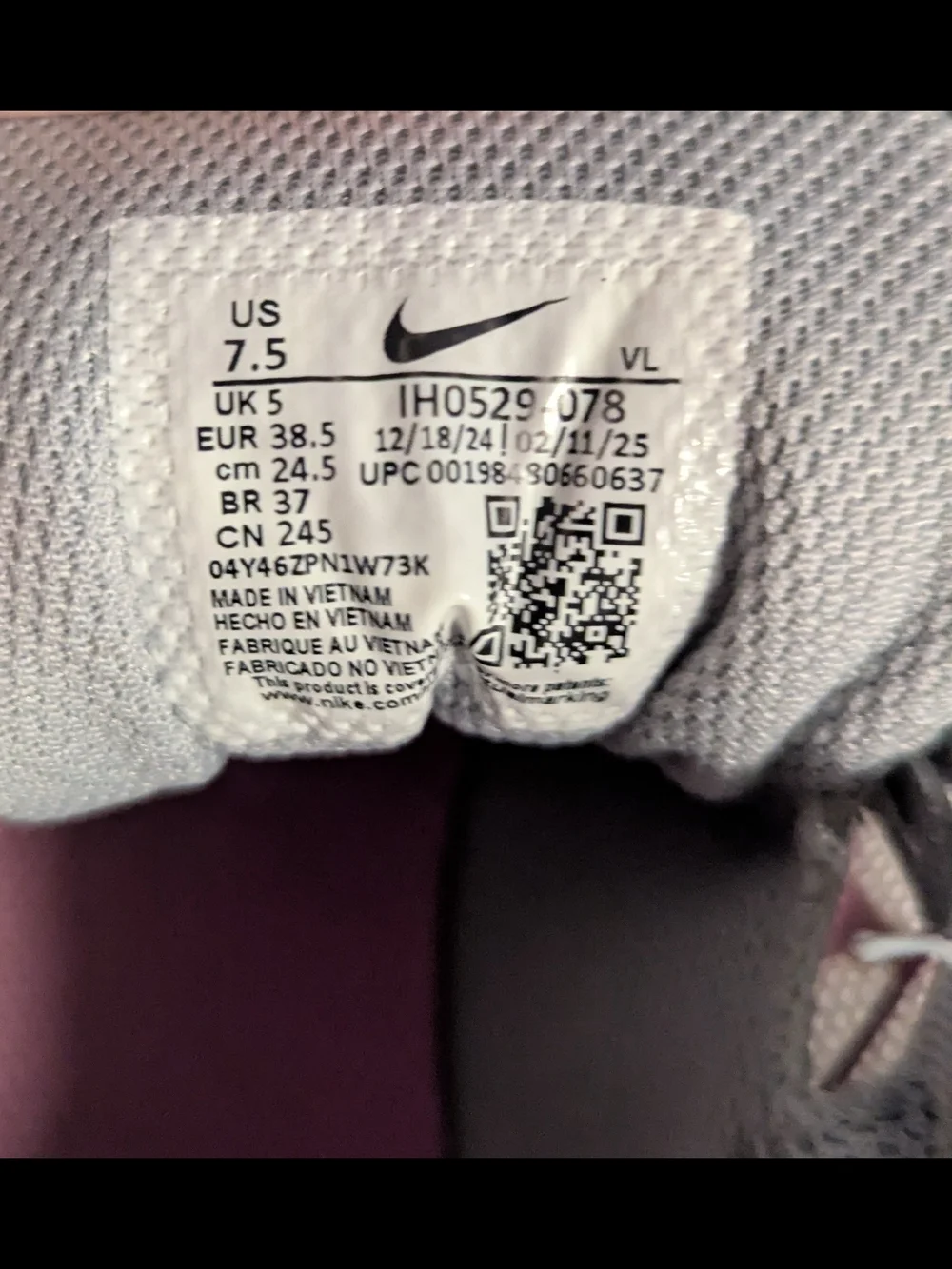 Nike Light Gray Athletic Sneakers with Pink Accents